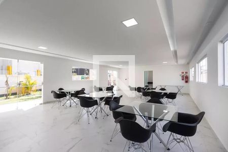 Apartamento à venda com 39m², 2 quartos e sem vaga Apartamento à venda com 39m², 2 quartos e sem vagaSalão de Festas