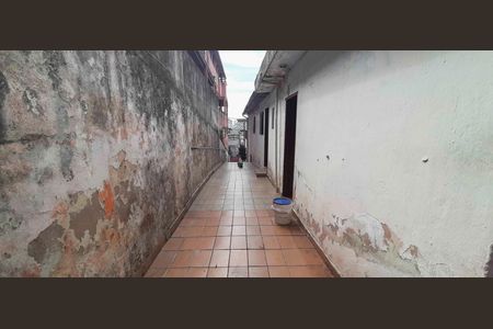 Casa à venda com 162m², 2 quartos e 2 vagasCorredor Externo