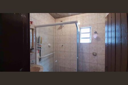Casa à venda com 162m², 2 quartos e 2 vagasBanheiro