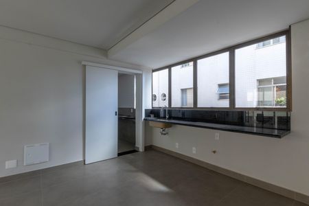 Sala de apartamento à venda com 2 quartos, 69m² em Anchieta, Belo Horizonte