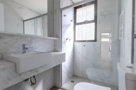 Apartamento à venda com 136m², 2 quartos e 2 vagas Apartamento à venda com 136m², 2 quartos e 2 vagasBanheiro