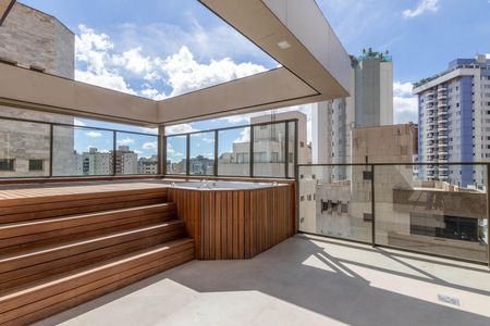 Apartamento à venda com 136m², 2 quartos e 2 vagas Apartamento à venda com 136m², 2 quartos e 2 vagasTerraço