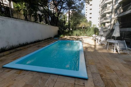 Apartamento para alugar com 200m², 3 quartos e 2 vagasÁrea comum - Piscina