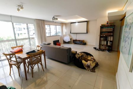 Apartamento para alugar com 200m², 3 quartos e 2 vagasSala