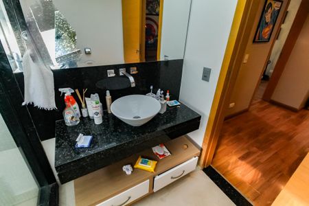 Apartamento para alugar com 200m², 3 quartos e 2 vagasBanheiro Corredor