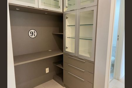 Apartamento para alugar com 76m², 2 quartos e 1 vaga