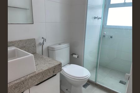 Apartamento para alugar com 76m², 2 quartos e 1 vaga