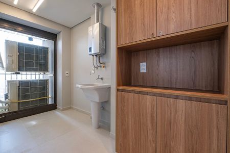 Apartamento à venda com 151m², 2 quartos e 2 vagasLavanderia