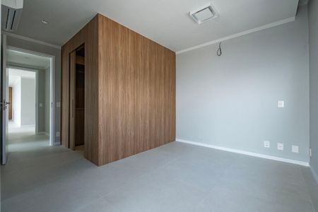 Apartamento à venda com 151m², 2 quartos e 2 vagasSuíte 1