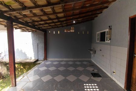 Casa à venda com 300m², 3 quartos e 4 vagasÁrea de Serviço