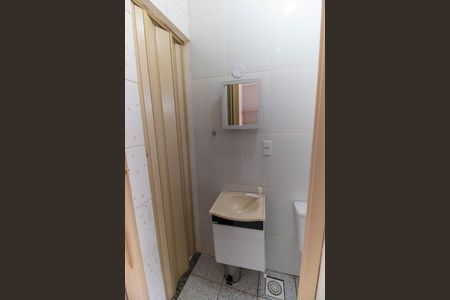 Casa à venda com 300m², 3 quartos e 4 vagasBanheiro das Suítes 2 e 3