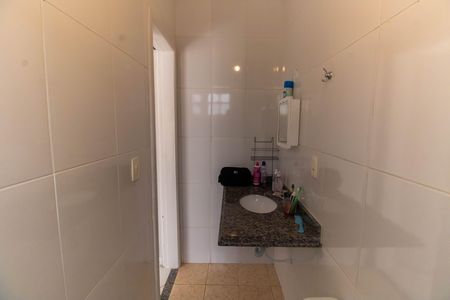 Casa à venda com 300m², 3 quartos e 4 vagasBanheiro da Suíte 1