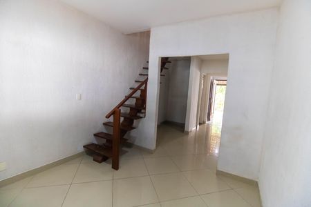 Casa à venda com 300m², 3 quartos e 4 vagasSala