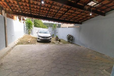 Casa à venda com 300m², 3 quartos e 4 vagasVista da Sala