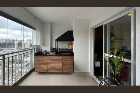 Apartamento para alugar com 74m², 2 quartos e 1 vaga Apartamento para alugar com 74m², 2 quartos e 1 vagaVaranda