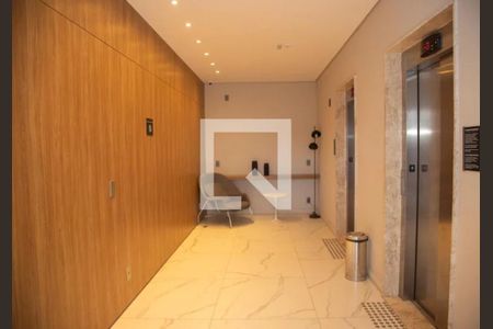 Apartamento para alugar com 74m², 2 quartos e 1 vaga Apartamento para alugar com 74m², 2 quartos e 1 vagaElevador