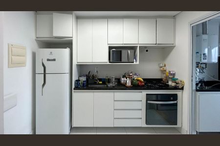 Apartamento para alugar com 74m², 2 quartos e 1 vaga Apartamento para alugar com 74m², 2 quartos e 1 vagaCozinha