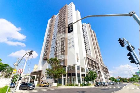 Apartamento para alugar com 74m², 2 quartos e 1 vaga Apartamento para alugar com 74m², 2 quartos e 1 vagaFachada