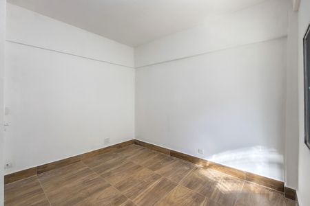 Quarto 1 de apartamento para alugar com 2 quartos, 70m² em Guilhermina, Praia Grande