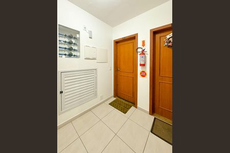 Apartamento para alugar com 61m², 2 quartos e 1 vagaHall social