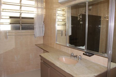 Apartamento à venda com 220m², 3 quartos e 1 vagaBanheiro