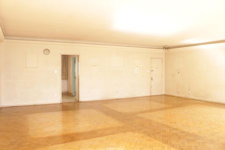 Apartamento à venda com 220m², 3 quartos e 1 vagaSala