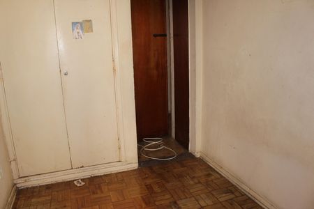 Apartamento à venda com 220m², 3 quartos e 1 vagaÁrea de serviço