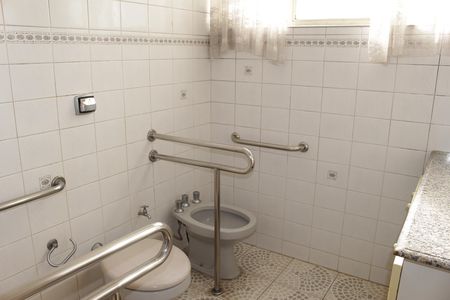 Apartamento à venda com 220m², 3 quartos e 1 vagaBanheiro