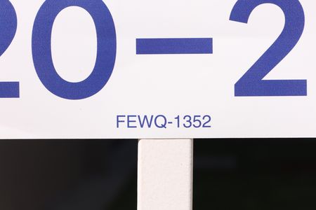 Apartamento para alugar com 38m², 2 quartos e sem vagaPlaca instalada na grade da fachada do condomínio - Código da placa: FEWQ-1352