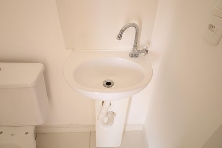 Apartamento para alugar com 38m², 2 quartos e sem vagaBanheiro