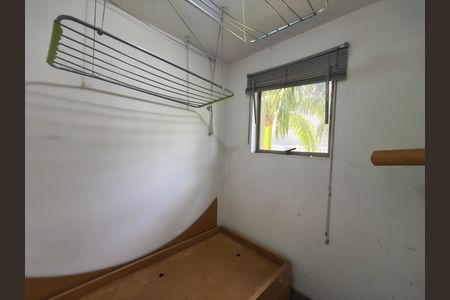 Apartamento para alugar com 200m², 3 quartos e 3 vagasQuarto Serviço 