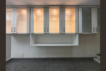 Apartamento para alugar com 200m², 3 quartos e 3 vagasPlanejados - Cozinha