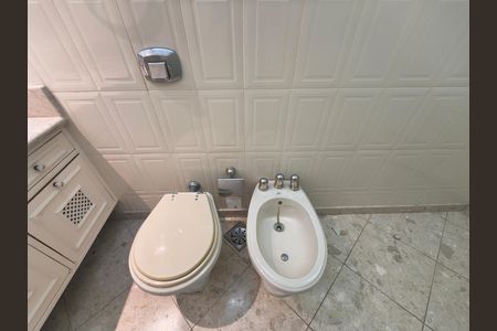 Apartamento para alugar com 200m², 3 quartos e 3 vagasSanitário - Banheiro Suite 3