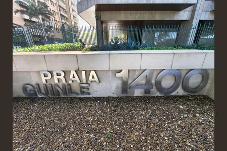 Apartamento para alugar com 200m², 3 quartos e 3 vagasFachada