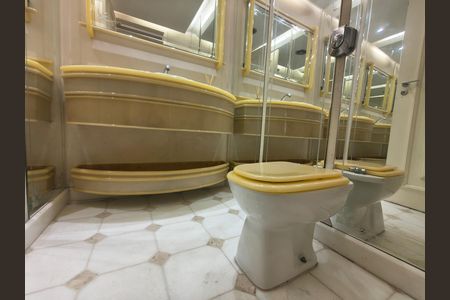 Apartamento para alugar com 200m², 3 quartos e 3 vagasLavabo