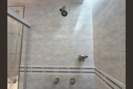 Apartamento para alugar com 200m², 3 quartos e 3 vagasBanheiro Suite 2