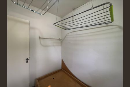Apartamento para alugar com 200m², 3 quartos e 3 vagasQuarto Serviço 
