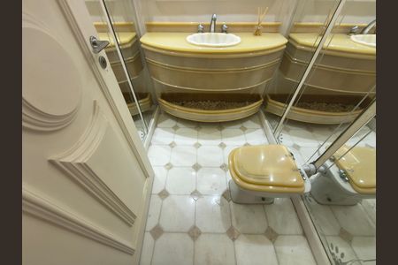 Apartamento para alugar com 200m², 3 quartos e 3 vagasLavabo