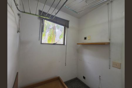 Apartamento para alugar com 200m², 3 quartos e 3 vagasQuarto Serviço 