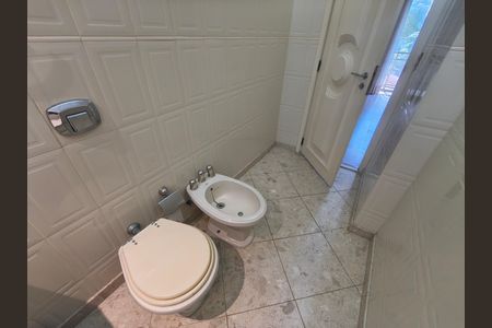 Apartamento para alugar com 200m², 3 quartos e 3 vagasBanheiro Suite 3
