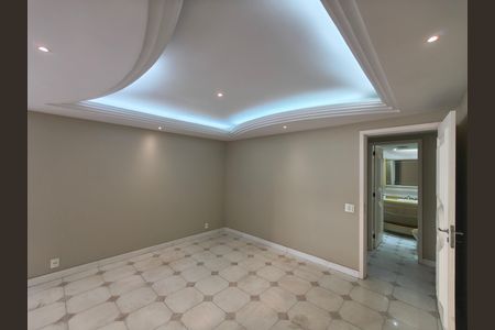 Apartamento para alugar com 200m², 3 quartos e 3 vagasSala 2 / Circulação