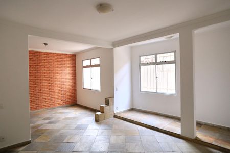 Sala de apartamento para alugar com 3 quartos, 146m² em Santa Efigênia, Belo Horizonte