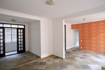 Sala de apartamento para alugar com 3 quartos, 146m² em Santa Efigênia, Belo Horizonte