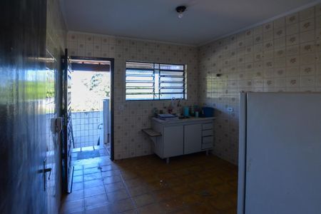 Casa de condomínio para alugar com 90m², 2 quartos e 1 vaga