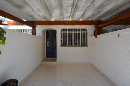 Casa de condomínio para alugar com 90m², 2 quartos e 1 vaga