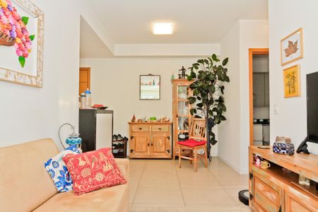 Apartamento à venda com 58m², 2 quartos e 1 vaga Apartamento à venda com 58m², 2 quartos e 1 vagaSala