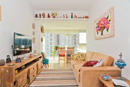 Apartamento à venda com 58m², 2 quartos e 1 vaga Apartamento à venda com 58m², 2 quartos e 1 vagaSala