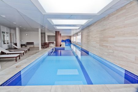 Apartamento à venda com 58m², 2 quartos e 1 vaga Apartamento à venda com 58m², 2 quartos e 1 vagaÁrea comum - Piscina