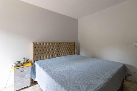 Casa à venda com 177m², 4 quartos e 4 vagas Casa à venda com 177m², 4 quartos e 4 vagasSuíte