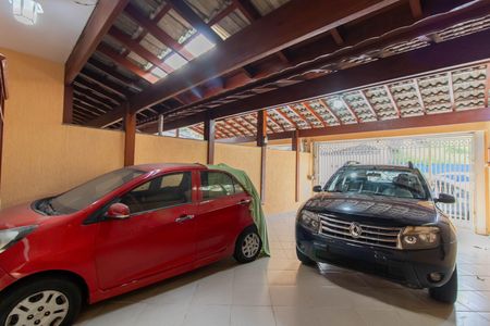 Casa para alugar com 177m², 4 quartos e 4 vagas Casa para alugar com 177m², 4 quartos e 4 vagasGaragem